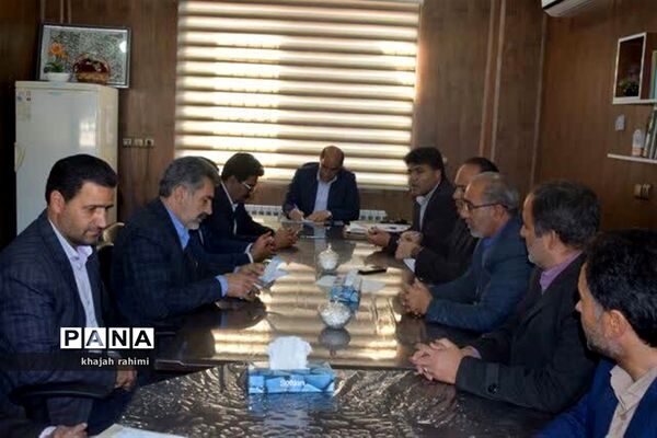 بازدید مدیرکل آموزش و پرورش از مدارس بهاباد