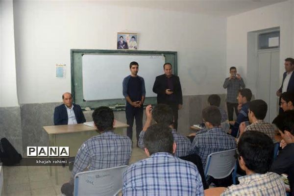 بازدید مدیرکل آموزش و پرورش از مدارس بهاباد