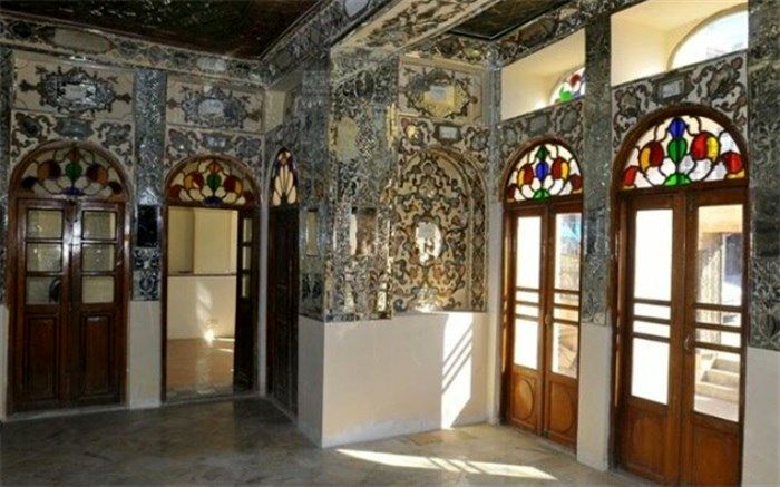 وضعیت کنونی انجمن خوشنویسان استان مناسب فرهنگ وهنر ما نیست!