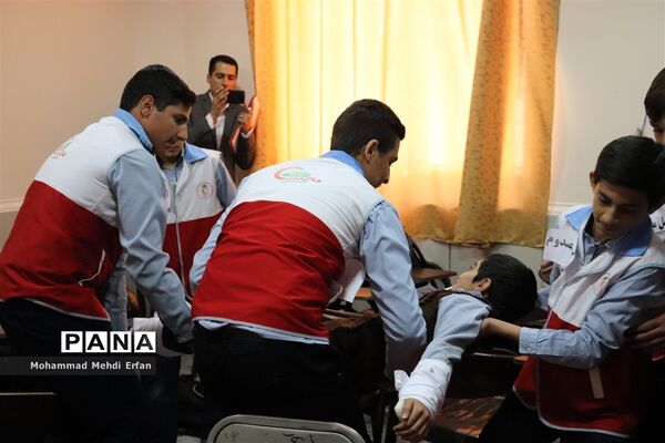 برگزاری مانور زلزله در آباده