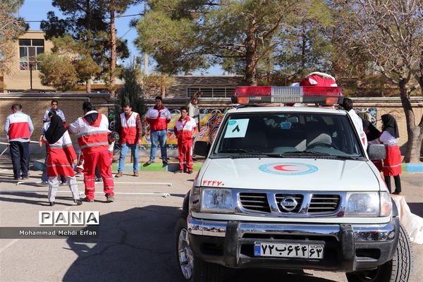 برگزاری مانور زلزله در آباده