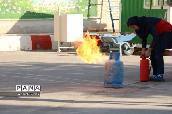 بیست و یکمین مانور سراسری زلزله در بوشهر