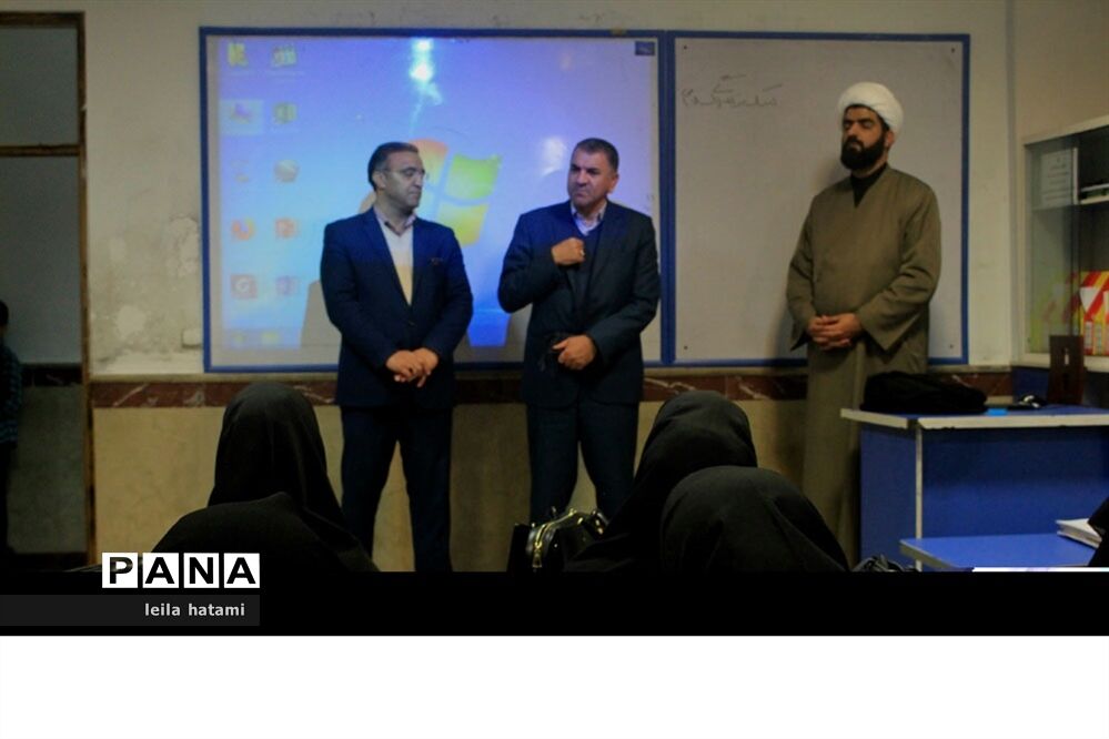 برگزاری دوره ضمن خدمت مدرسان درس تفکر و سبک زندگی استان آذربایجان شرقی درتبریز