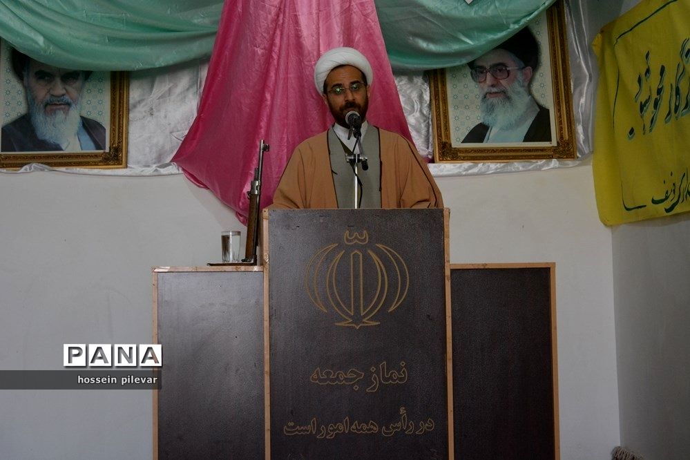 نماز جمعه شهرستان خوسف در مسجد جامع خوسف