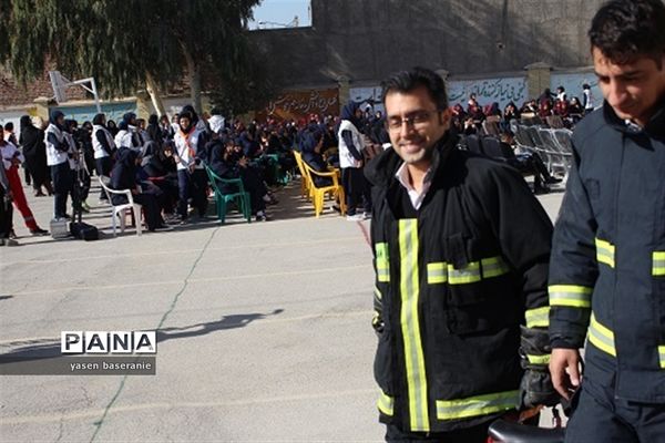 مانور زلزله و ایمنی در زاهدان