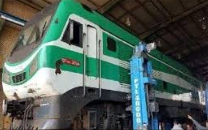 تعمیر و راه اندازی بیش از ۳۵۰۰ لکوموتیو در راه‌آهن یزد