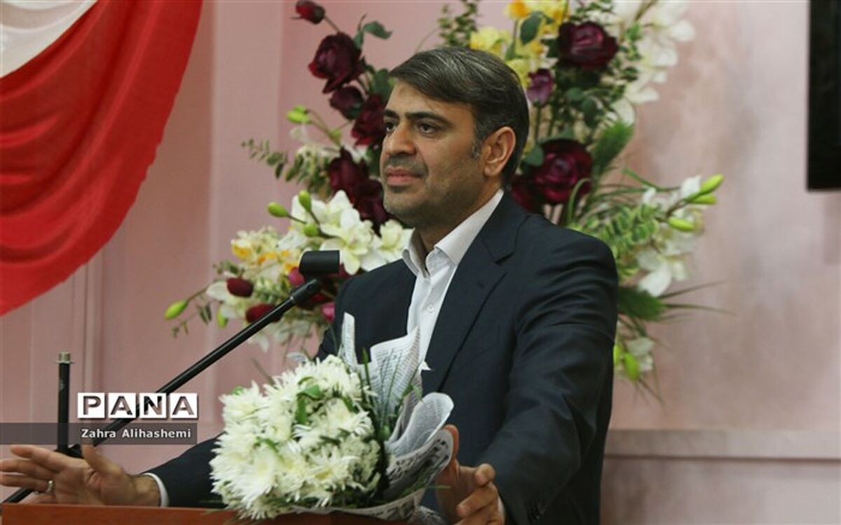 ربوشه: هموار نمودن مسیر تربیت در گرو تبدیل مجاورت ها به صمیمت هاست