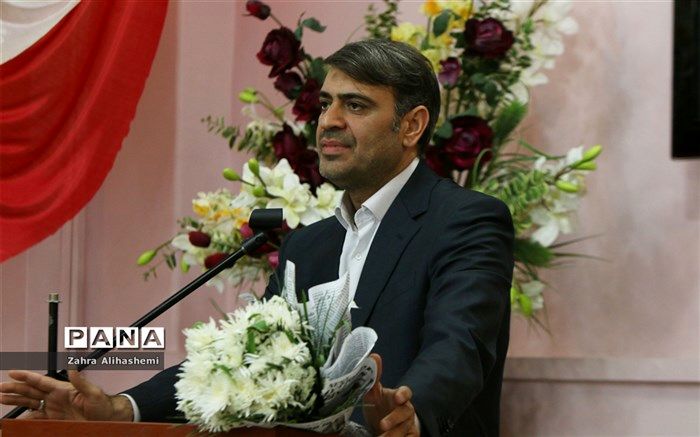 ربوشه: هموار نمودن مسیر تربیت در گرو تبدیل مجاورت ها به صمیمت هاست