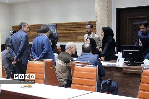 اولین روز ثبت نام داوطلبان یازدهمین دوره مجلس شورای اسلامی در ارومیه