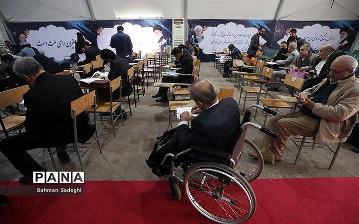 دو نماینده ادوار حامی احمدی‌نژاد کاندیدا شدند