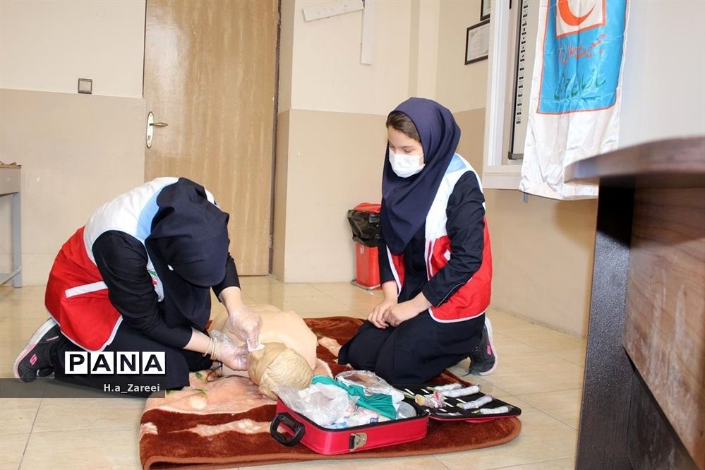 برگزاری طرح دادرس در دبیرستان حضرت خدیجه کبری (س)