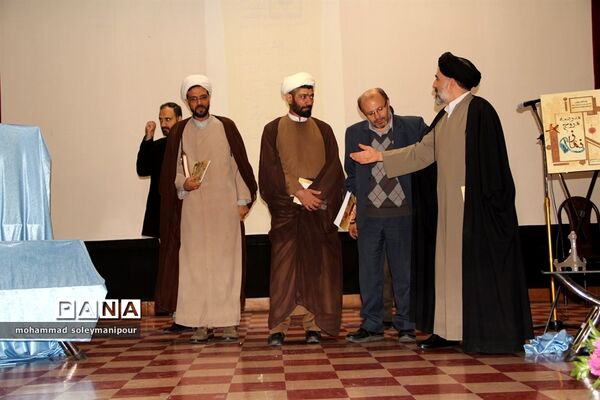 برگزاری همایش نماز و مدرسه درشهرری