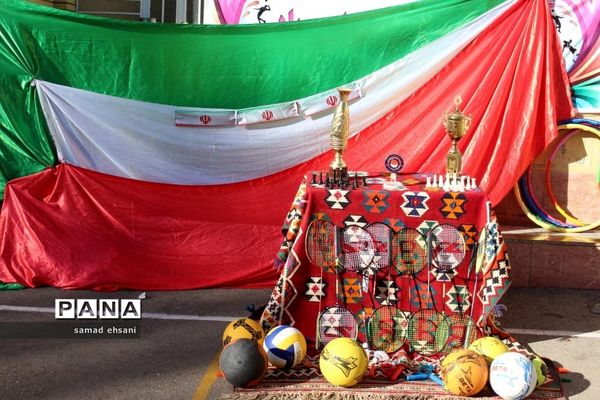 المپیاد ورزشی دانش‌آموزان پیشتاز مدرسه ابتدایی تمام تشکیلاتی پویا در یاسوج