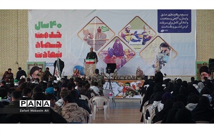 بسیجیان در مکتب امام حسین(ع) تربیت یافته اند