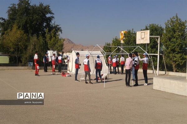بیست و یکمین مانور سراسری زلزله و ایمنی مدارس در داراب