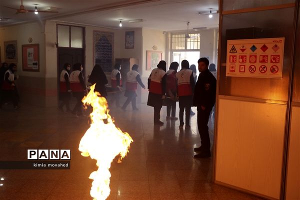 بیست و یکمین مانور سراسری زلزله در شیراز