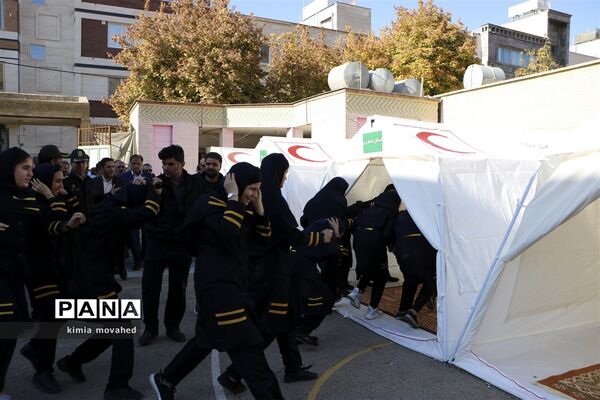 بیست و یکمین مانور سراسری زلزله در شیراز