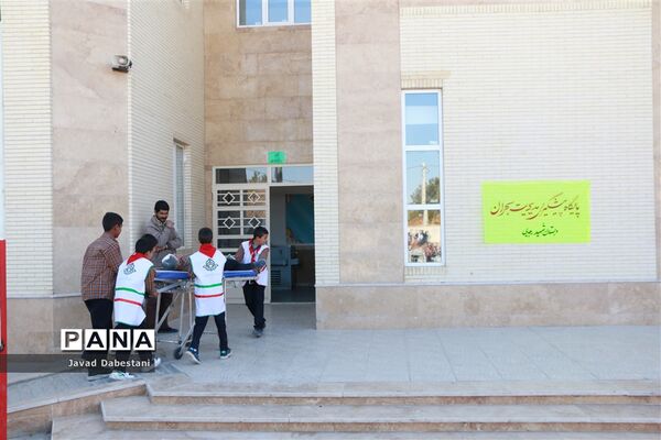 مانور زلزله و ایمنی در مدارس  مروست