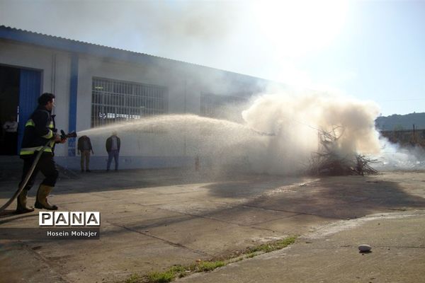 مانور سراسری زلزله و ایمنی در میاندرود