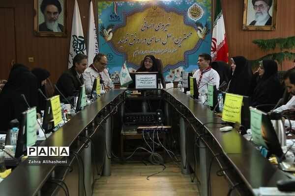 جلسه هم اندیشی مدیران سازمان دانش آموزی مناطق 19 گانه شهر تهران