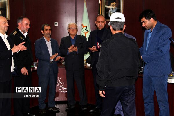 تقدیر از رانندگان نمونه و افسران نمونه پلیس راهور شیراز