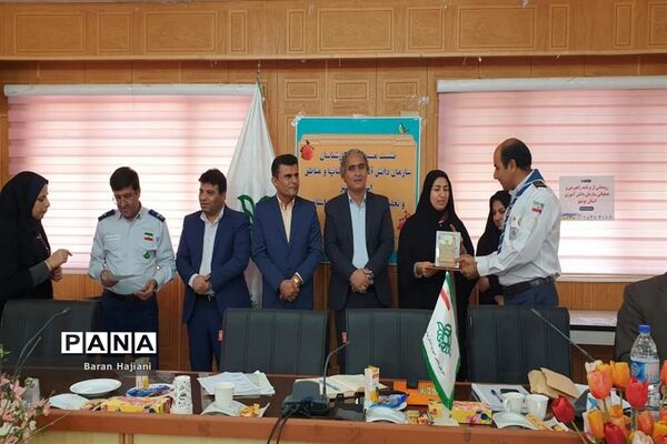 تجلیل از مربیان برتر پیشتاز استان بوشهر