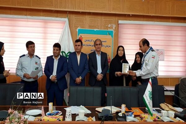 تجلیل از مربیان برتر پیشتاز استان بوشهر