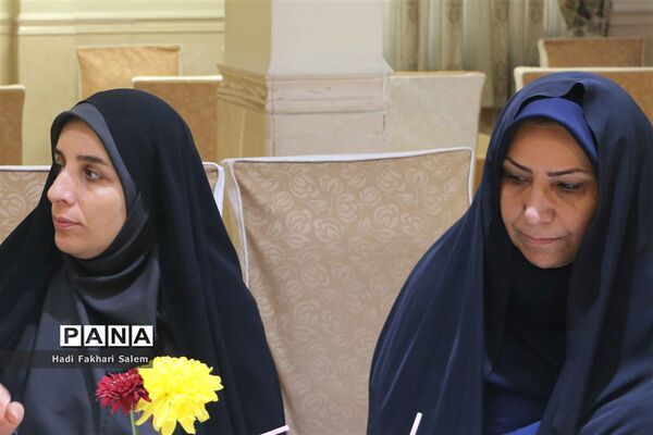 کارگاه آموزشی توان‌افزایی و ارتقای سطح علمی زنان فرهنگی شهرستان‌های استان تهران