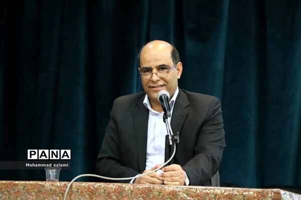گردهمایی دبیران و عوامل اجرایی مدارس متوسطه (دوره اول) سمپاد