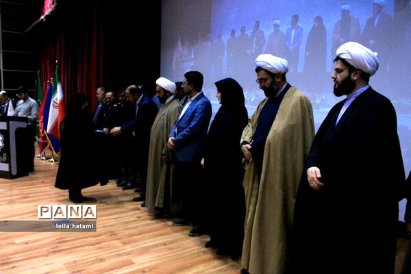 برگزاری آیین تجلیل از حافظین جزء ۳۰ قرآن کریم آموزش و پرورش ناحیه ۵ تبریز
