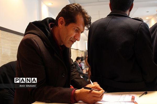 پذیرش شرکت کنندگان هشتمین جشنواره کرال فرهنگیان