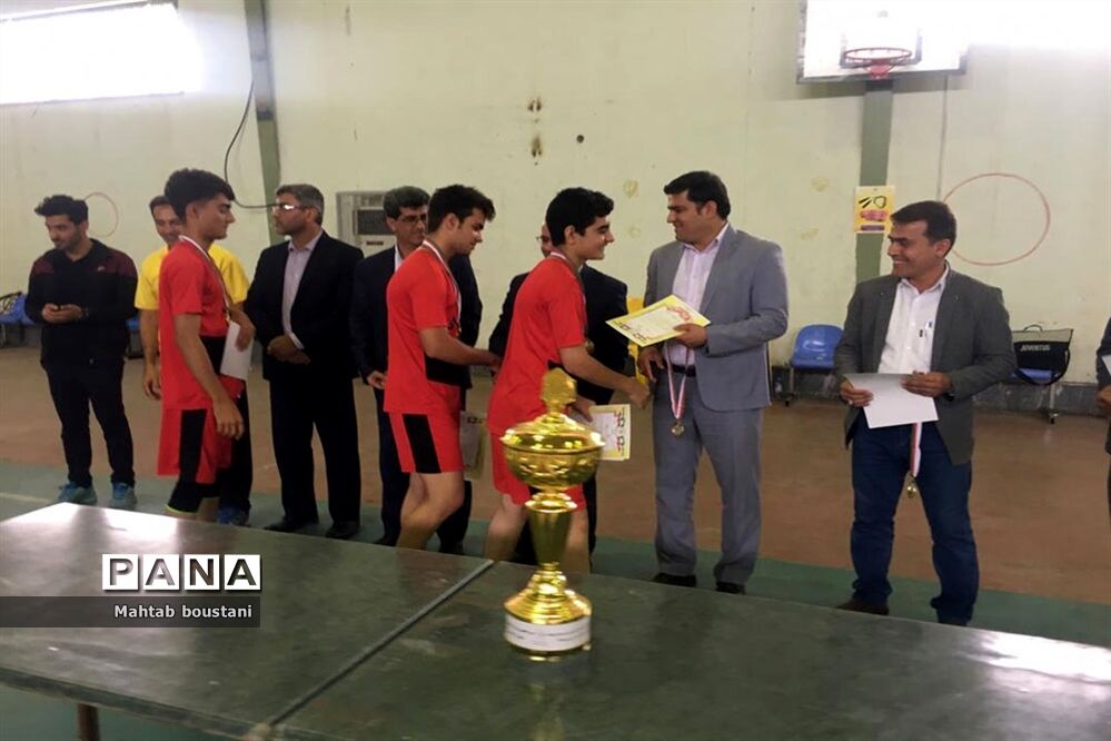 کانون شهدا دشتستان قهرمان مسابقات طناب زنی دانش آموزان پسراستان