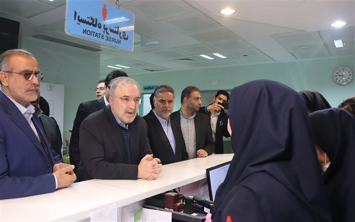 بازدیدوزیر بهداشت ازبیمارستان شهیدستاری قرچک