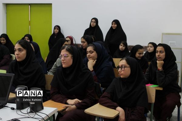 انتخابات مجمع شورای دانش‌آموزی در گلوگاه