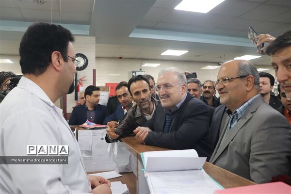 بازدید وزیر بهداشت ، درمان و آموزش پزشکی از مراکز درمانی شهرستان‌های جنوب استان تهران