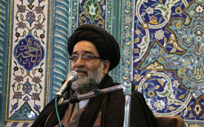 امام جمعه موقت ورامین :اگر دشمن فرصت پیدا کند جنایاتی بدتر از داعش در ایران رخ خواهد داد و می‌بایست هوشیار باشیم