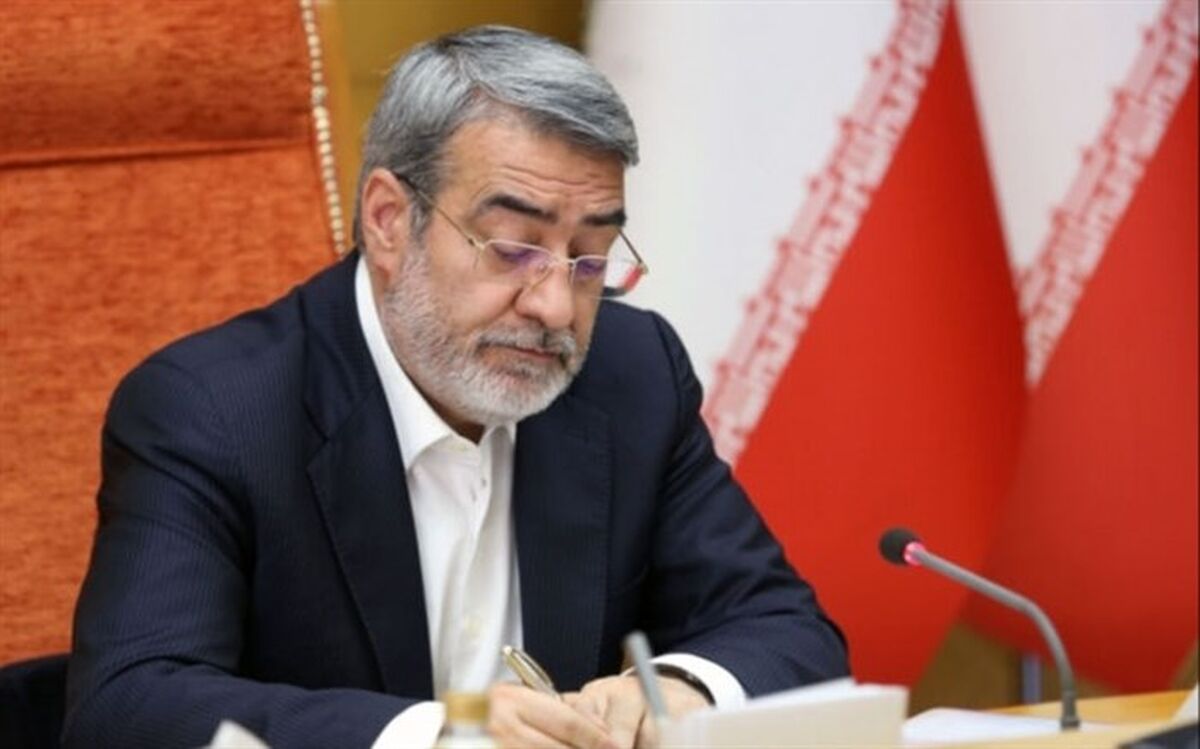 وزیر کشور بر بررسی دقیق علت سانحه آتش سوزی در سقز تاکید کرد