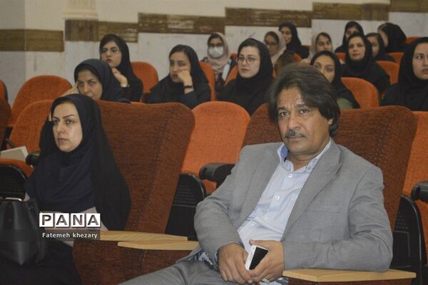 همایش تجلیل از فعالان و برگزیدگان پنجمین جشنواره نوجوان خوارزمی شهرستان بوشهر