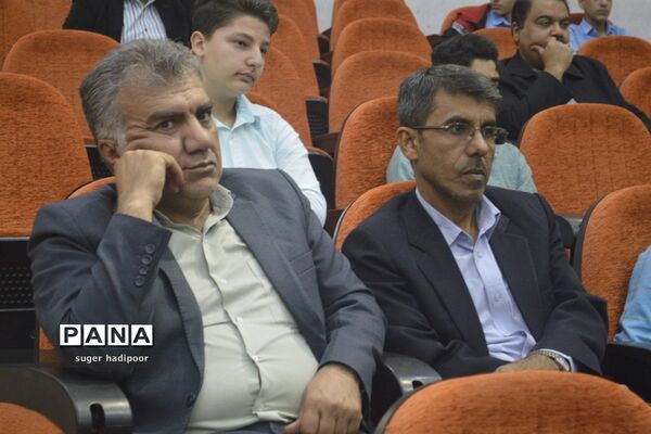 همایش تجلیل از فعالان و برگزیدگان پنجمین جشنواره نوجوان خوارزمی شهرستان بوشهر