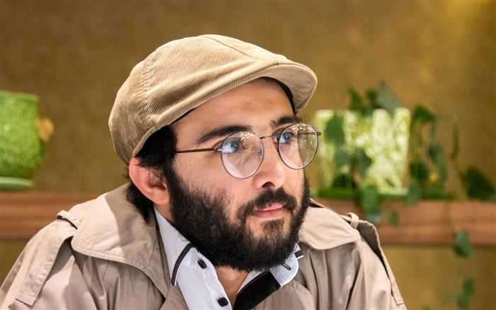 نمایش لباسی برای میهمانی در لامرد به روی صحنه می رود