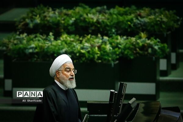 تقدیم لایحه بودجه ۹۹ به مجلس شورای اسلامی