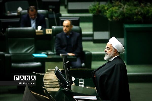 تقدیم لایحه بودجه ۹۹ به مجلس شورای اسلامی