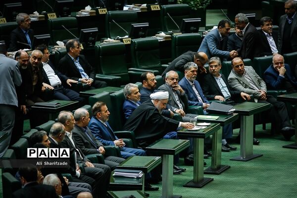 تقدیم لایحه بودجه ۹۹ به مجلس شورای اسلامی
