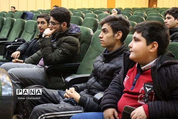 برگزاری انتخابات مجمع نمایندگان شورای دانش‌آموزی ناحیه 1 همدان