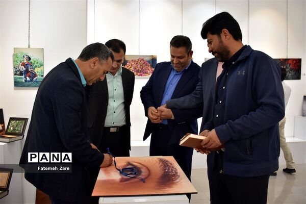 برپایی نمایشگاه عکس پیکسل در شیراز