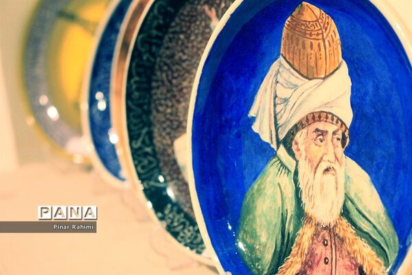 نمایشگاه شب چله در موزه زنده سفال تبریز