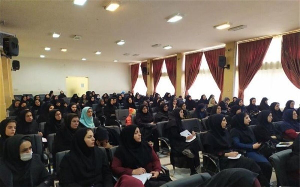 300 نفر از مربیان آمادگی ناحیه یک در دوره آموزشی بهداشتی شرکت کردند