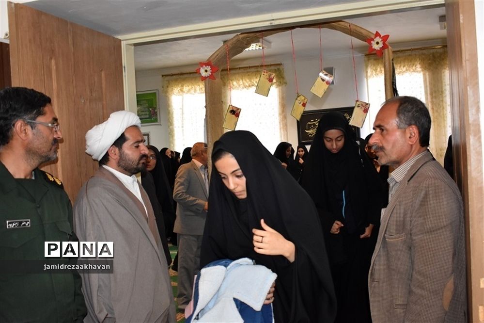 اردوی راهیان نور دختران دانش‌آموز دربهاباد