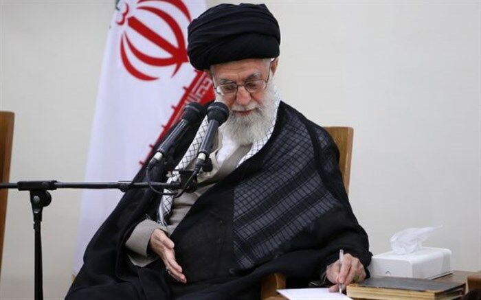 با نماز، امن و سلامت روانی و نشاط را نصیب جامعه‌ سازیم