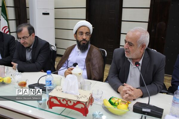 آئین معارفه معاون هماهنگی و معاون آموزشی دانشگاه فرهنگیان بوشهر
